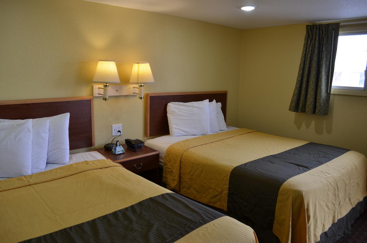 Budget Inn Williamsville Eksteriør billede